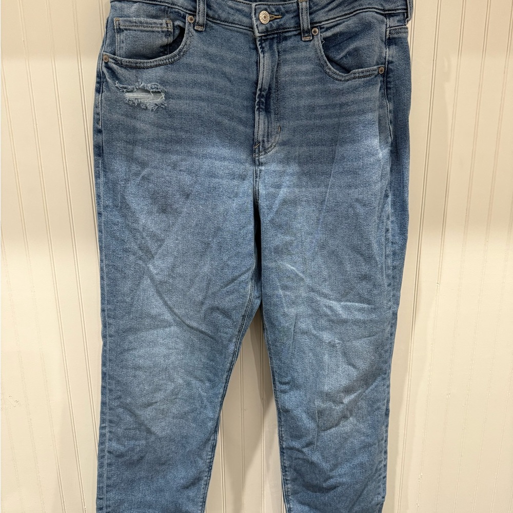 American Eagle Mom Jean Blue Straight Leg Jeans